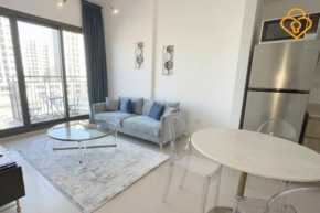Keysplease UNA One Bed Modern with pool & Gym access
